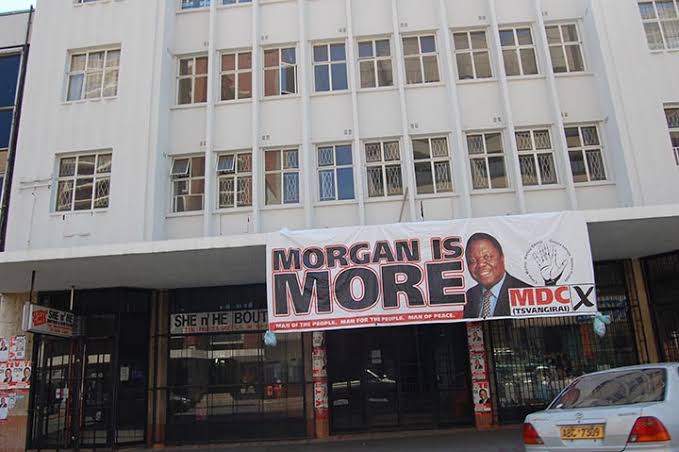 A Presidency in Limbo: How Douglas Mwonzora Lost the Battle for MDC